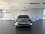 Фото 4 - Audi A6L