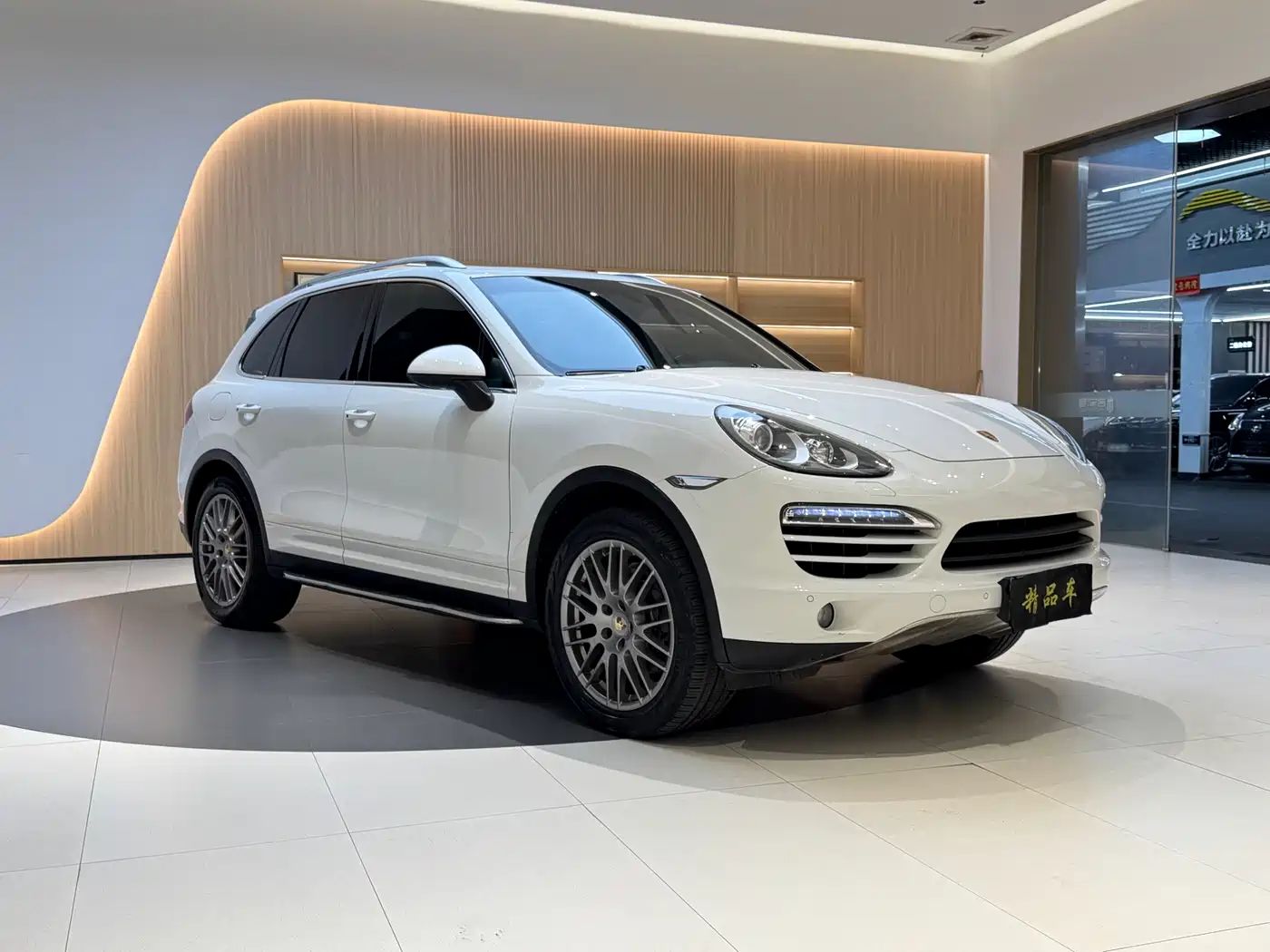 Porsche Cayenne 2011 Cayenne 3.0T фото 3