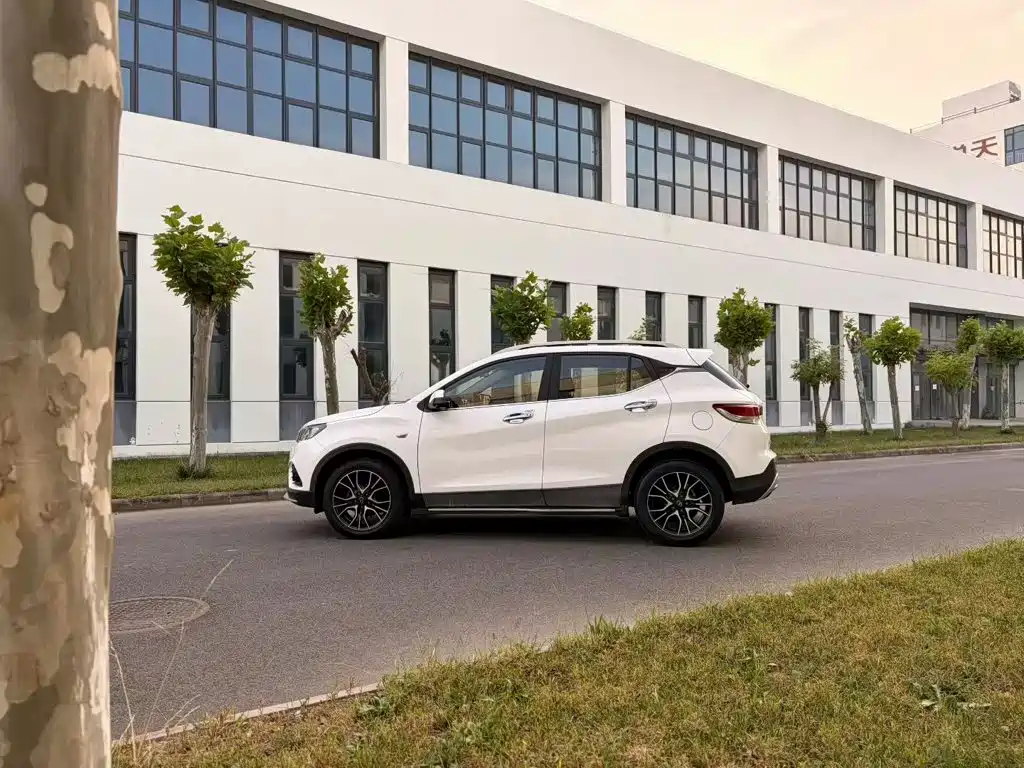 Soueast DX3 2017 2016 Model 1.5T CVT Flagship Type