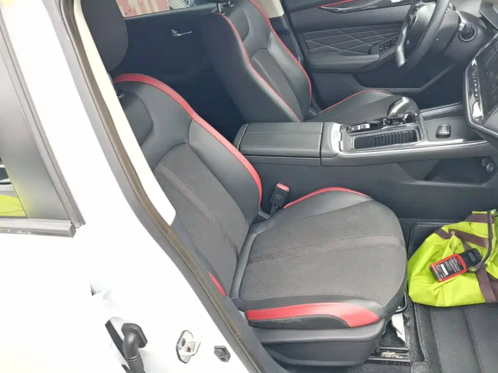 Dongfeng Aeolus Yixuan MAX 2022 2023 1.5T Super Dad Edition