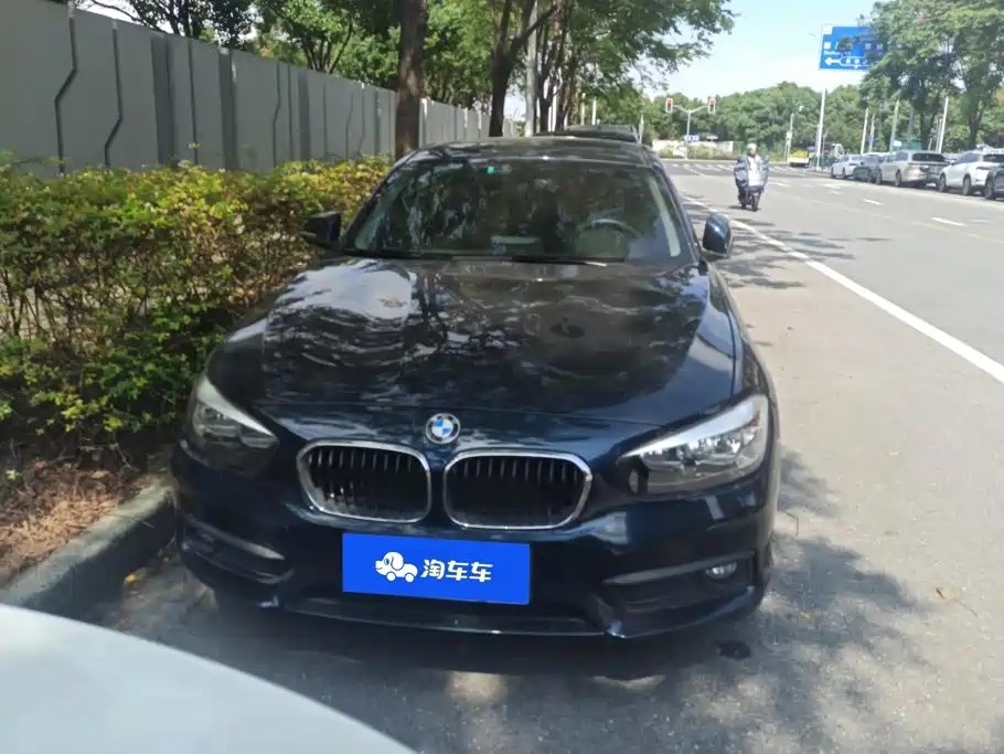 صورة 2 - BMW 1 Series (Import)