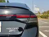 Photo 11 - Honda Accord