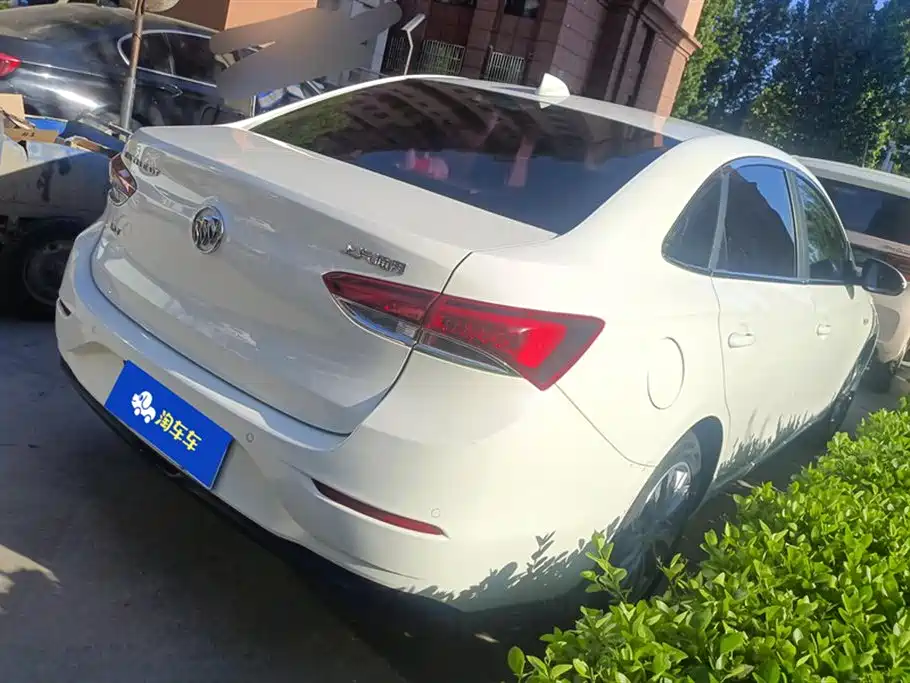 Buick Excelle 2018 18T Automatic Elite фото 3