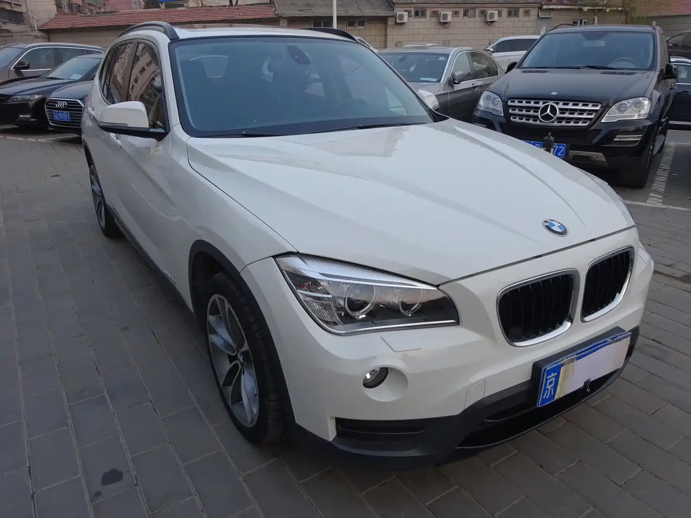 BMW X1 2013 sDrive18i Sport Design Package фото 3