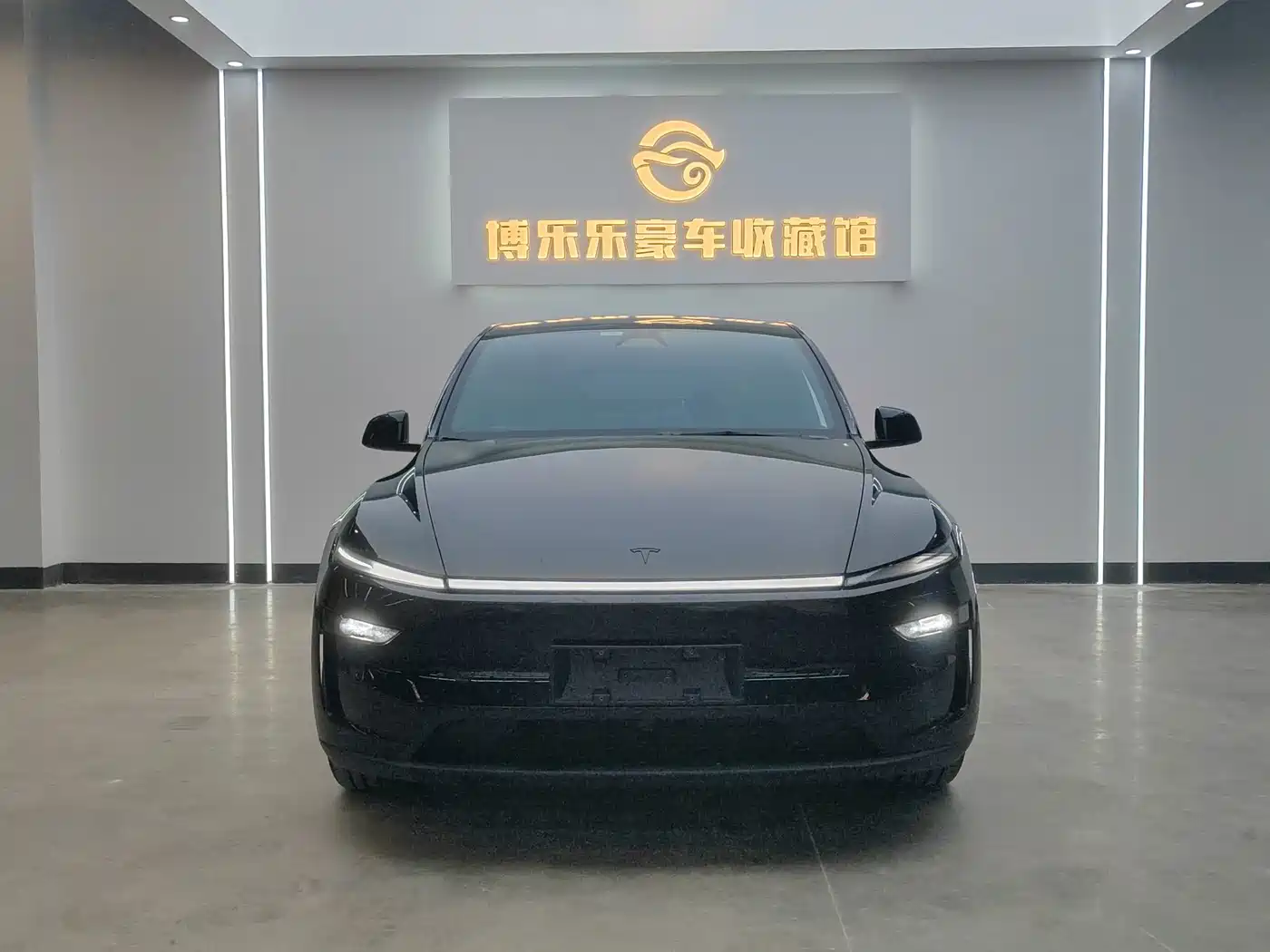 Tesla Model Y 2026 2026 Rear-Wheel Drive