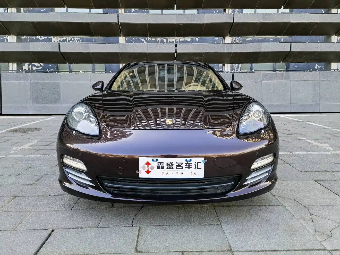 Porsche Panamera 2010 Panamera 4 3.6L фото 2