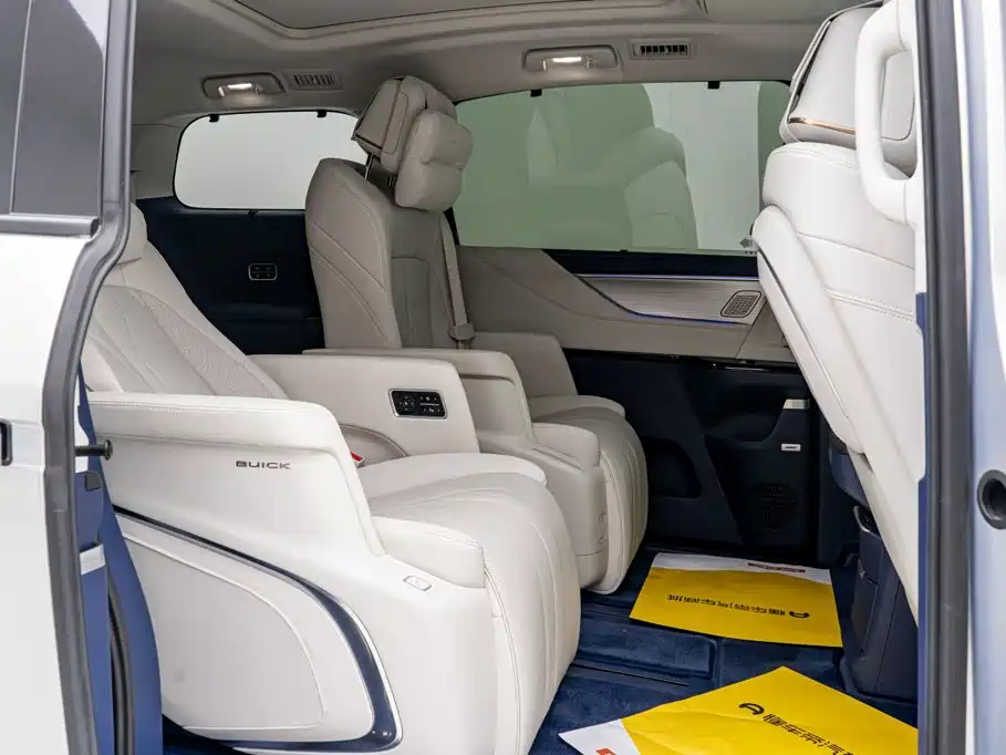 Buick GL8 New Energy 2024 2024 Land Honor Luxury Edition 6-Seater