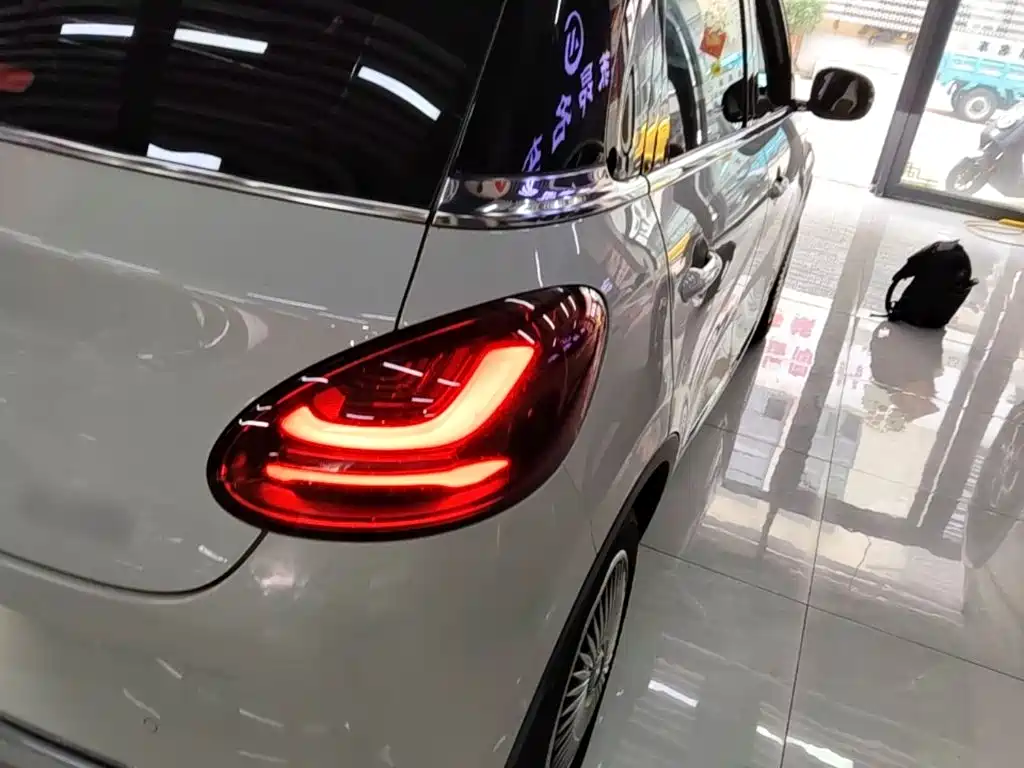Фото 8 - Wuling Motors Wuling Bingo