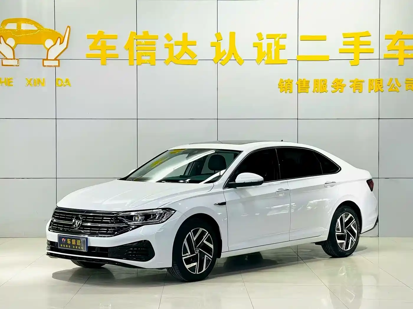 Volkswagen Sagitar 2024 300TSI DSG Surpass Edition