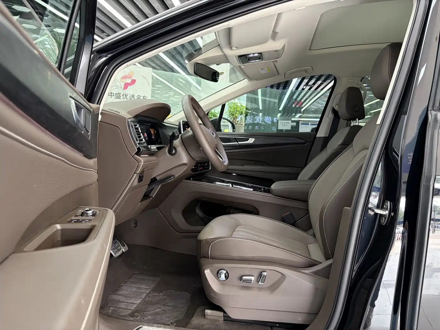 Volkswagen Viloran 2026 2025 380TSI Prestige Edition