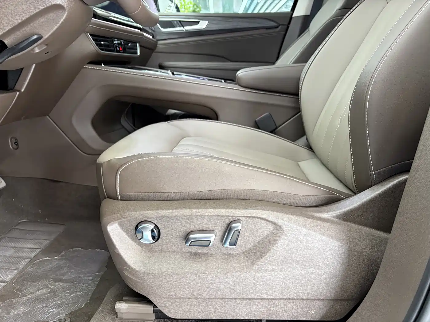 Volkswagen Viloran 2026 2025 380TSI Prestige Edition