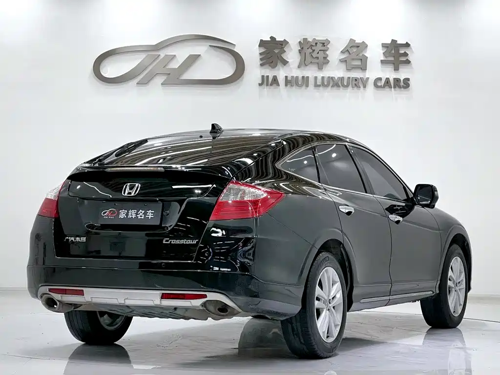 Honda Crosstour 2015 2014 2.4L Luxury Navigation Edition