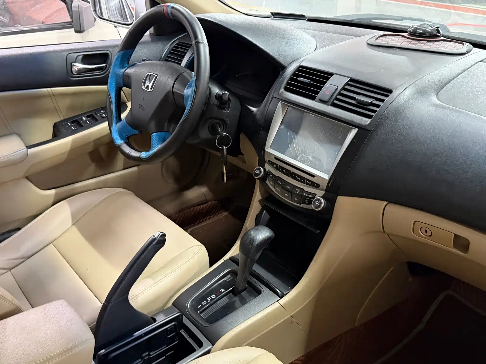 Фото 7 - Honda Accord