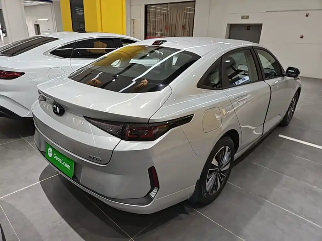 صورة 7 - Changan Qiyuan A05