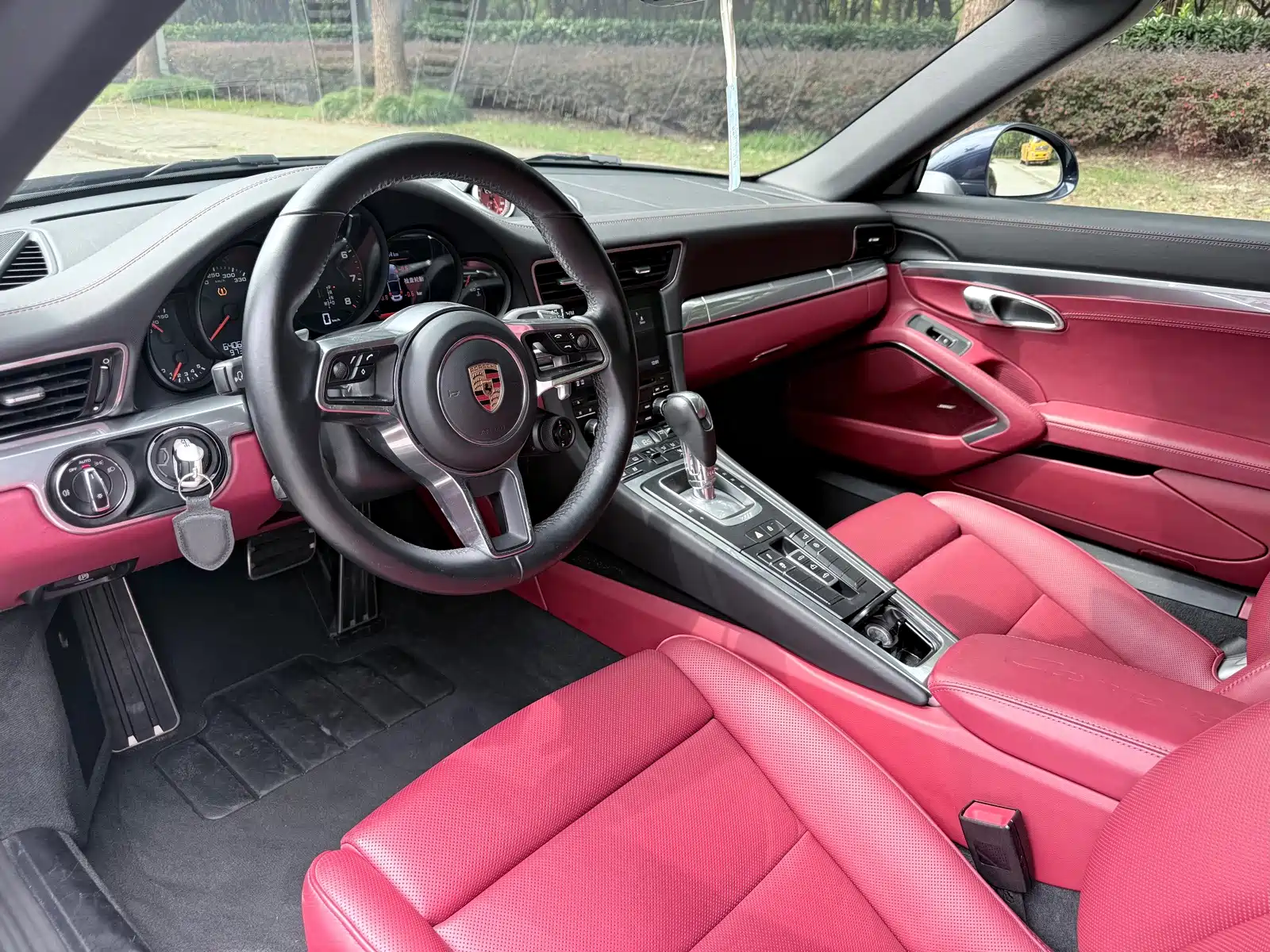 Photo 10 - Porsche 911