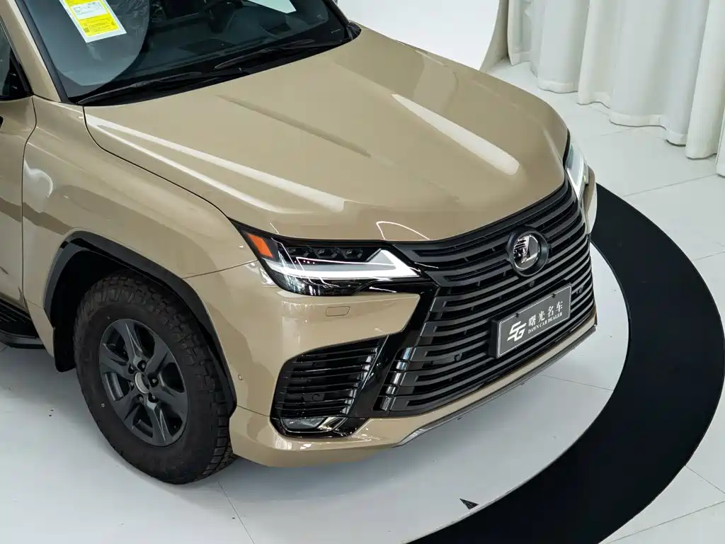 Lexus LX 2026 2025 700h OVERTRAIL Frontier Edition