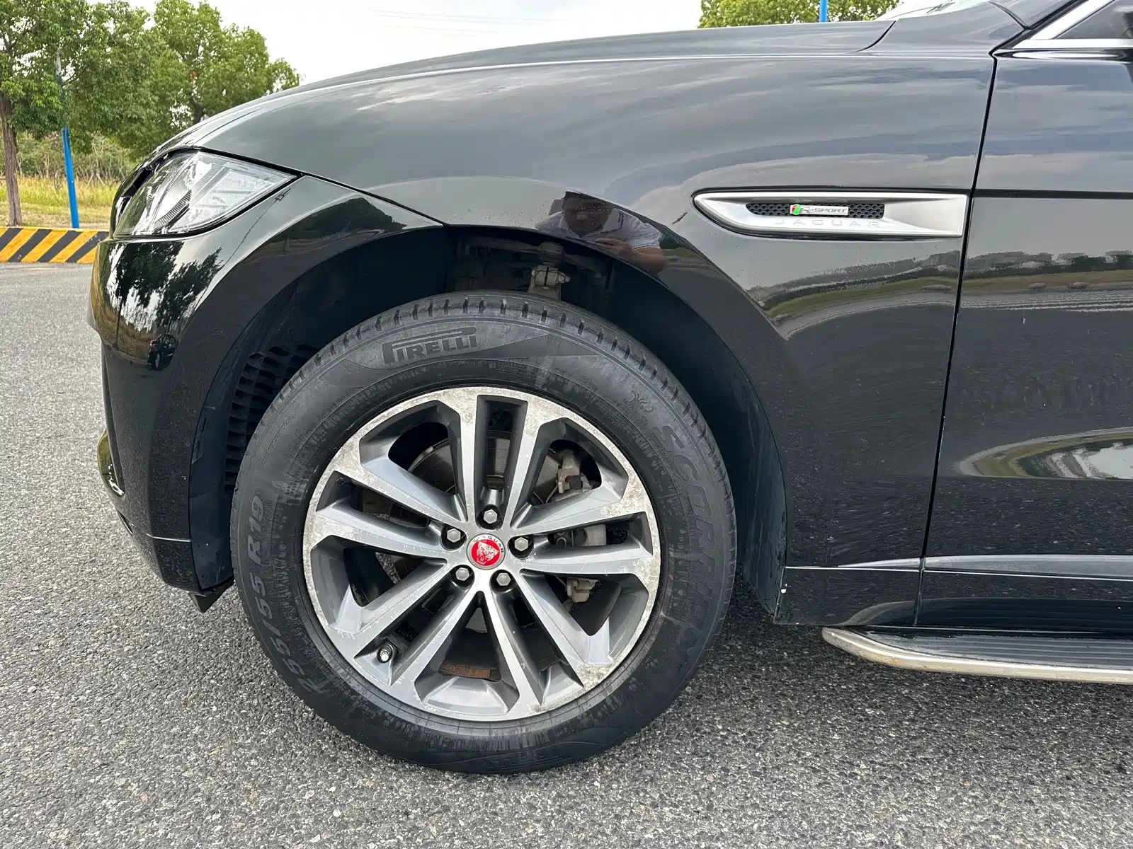 Фото 9 - Jaguar F-PACE