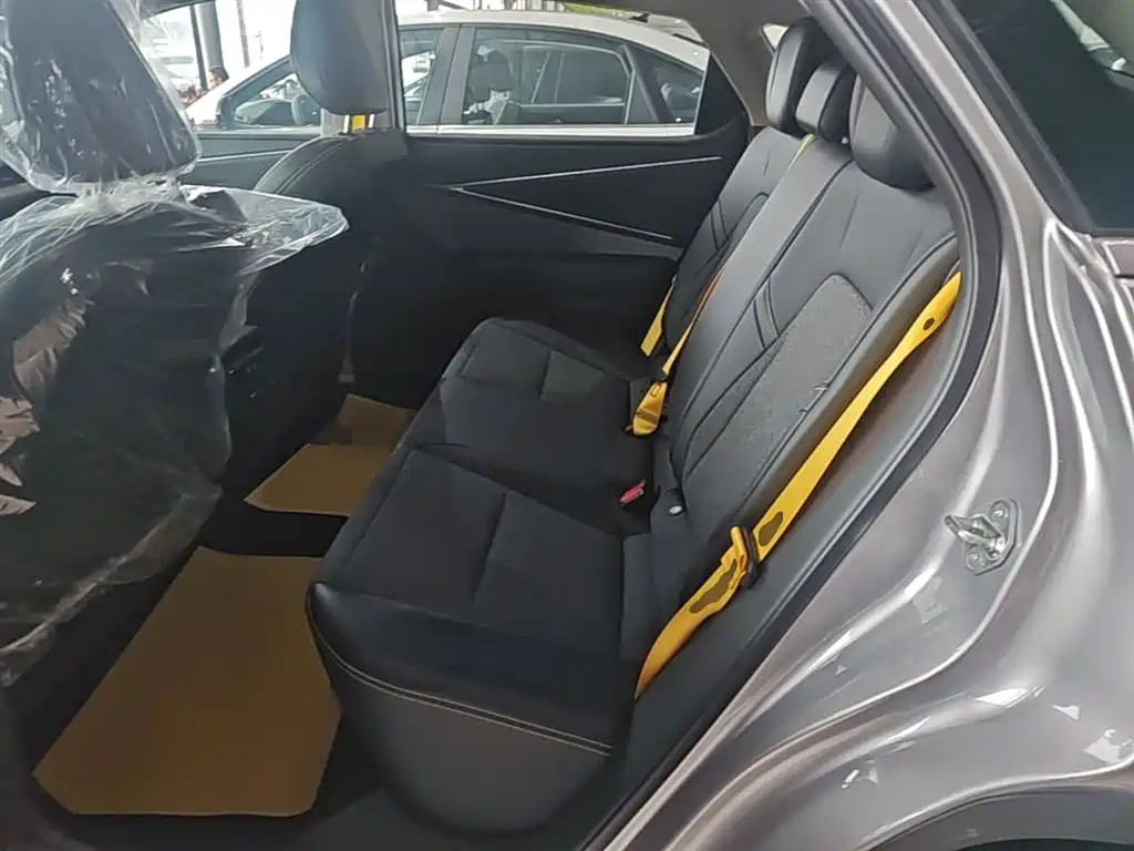 Toyota bZ5 2025 550 JOY фото 17