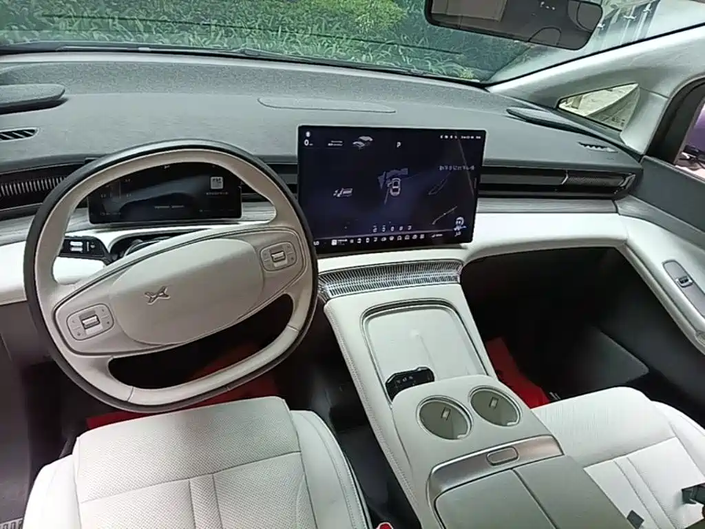 XPeng X9 2024 2024 640 AWD High Performance Max