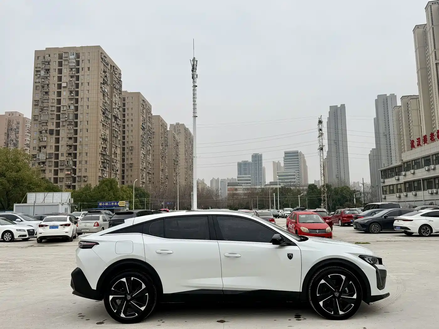 Peugeot 408X 2023 Charm Edition фото 6