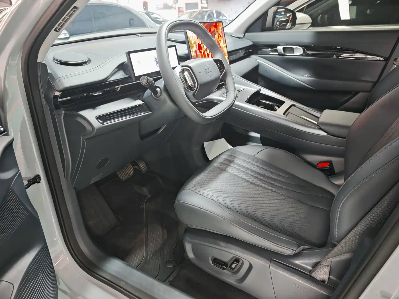 Фото 9 - Geely Galaxy Galaxy E5