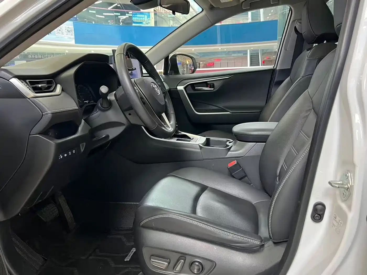 TOYOTA RAV4 RONGFANG