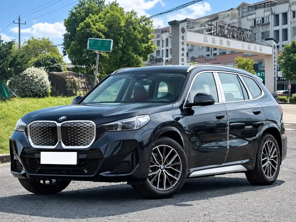 BMW iX1 2025 2025 eDrive25L M Sport Package