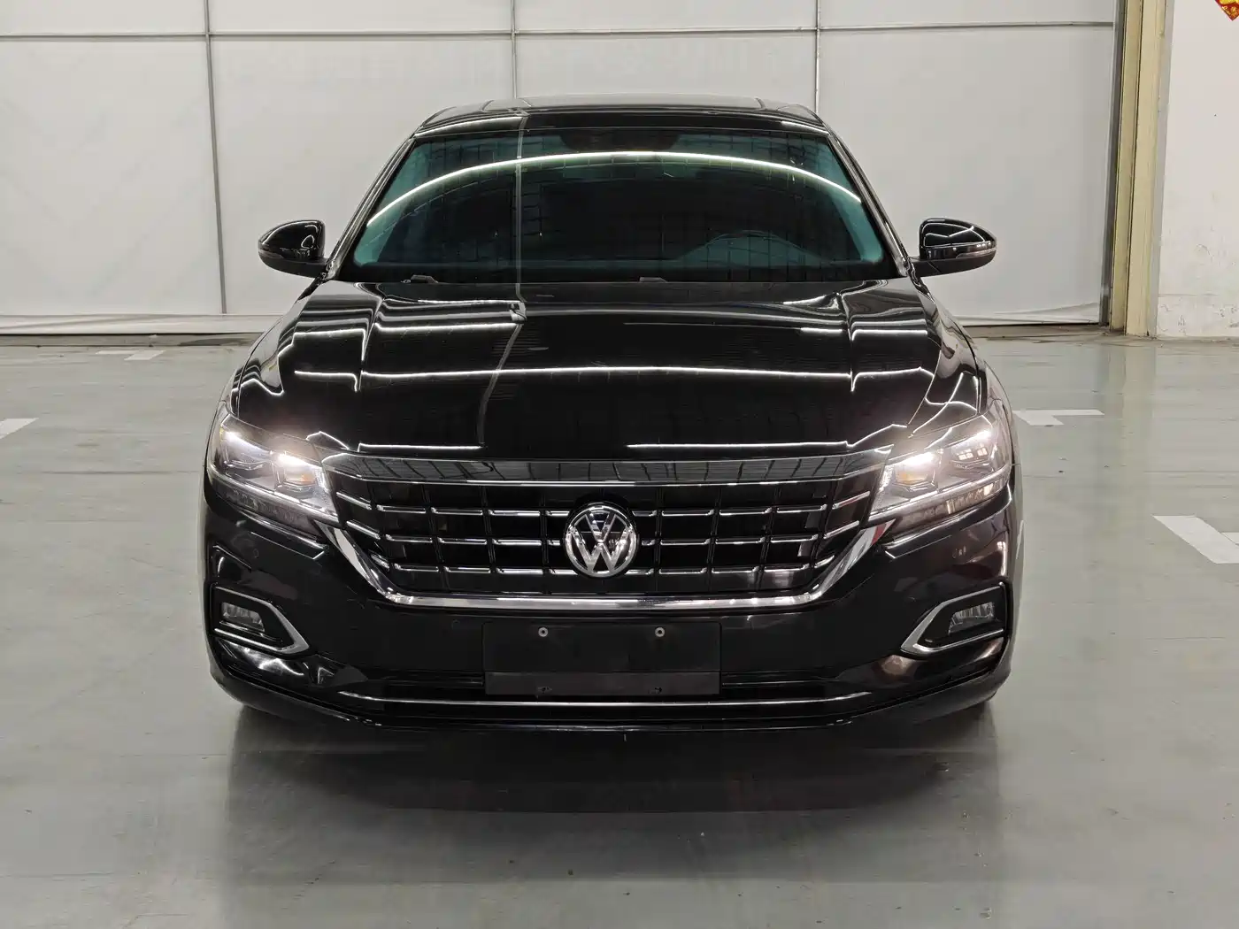 Volkswagen Passat 2019 330TSI Elite Version China VI фото 2