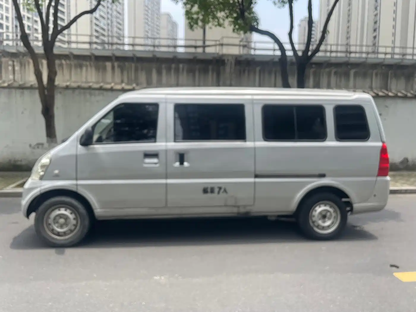 Wuling Motors Wuling Rongguang 2017 2012 1.5L Extended Base Model