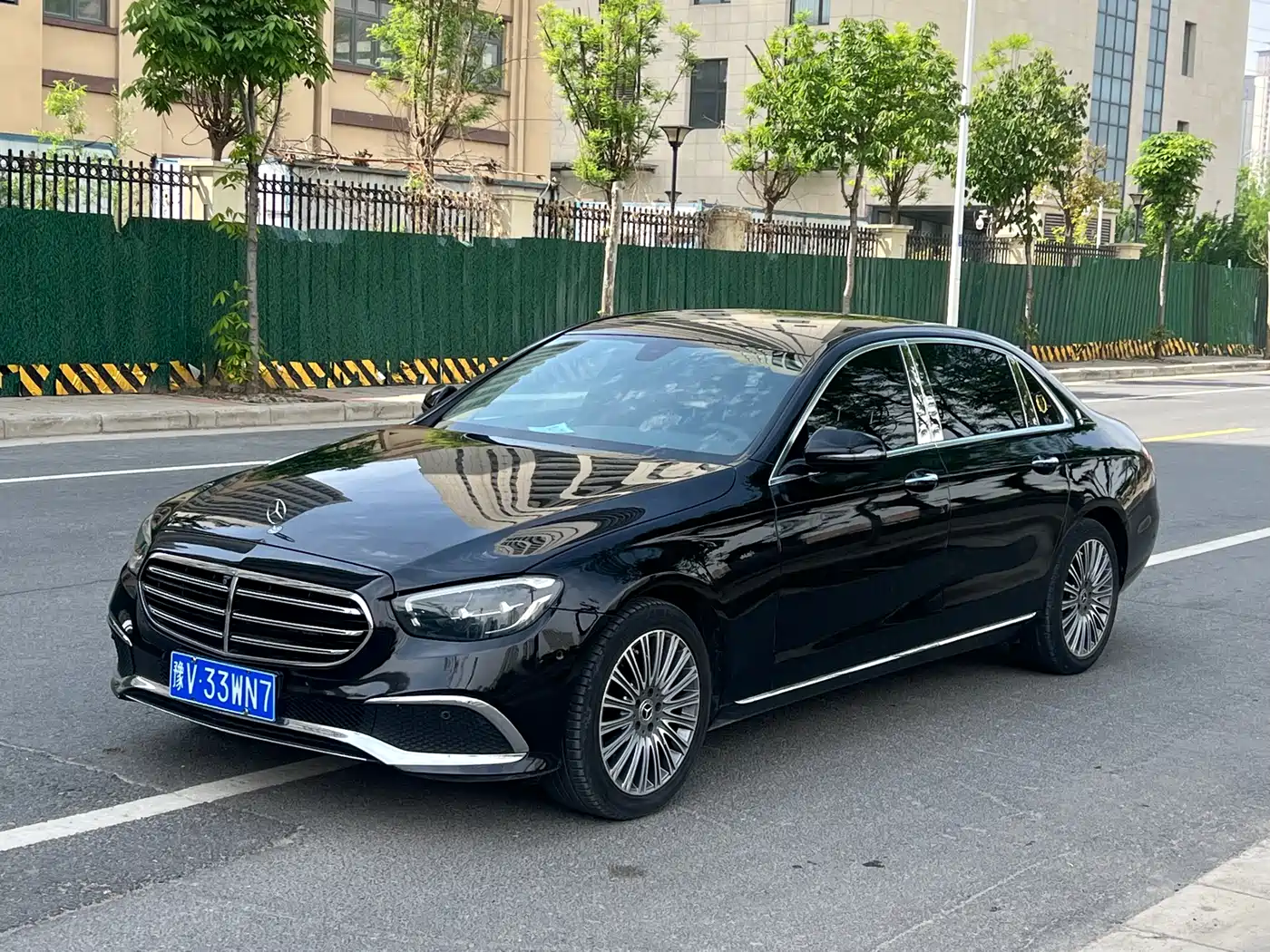 Mercedes-Benz E-Class 2021 E 300 L Luxury