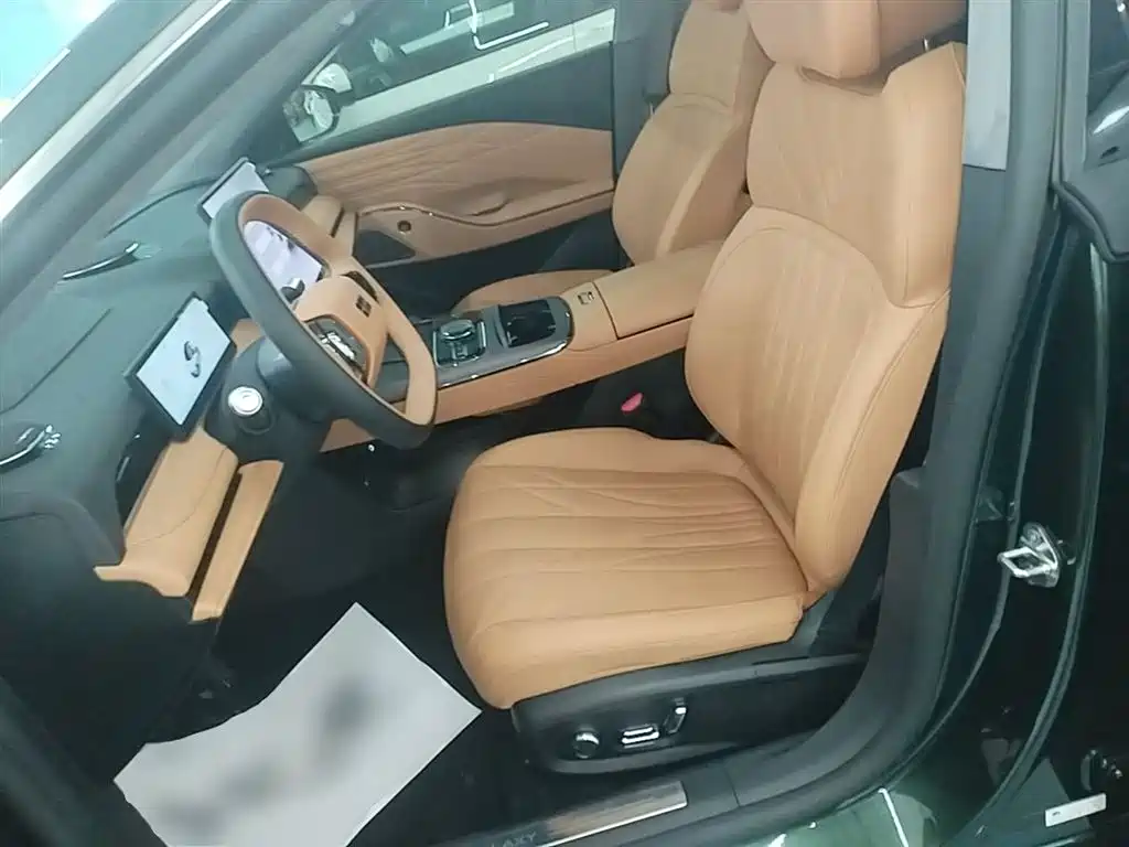 Geely Galaxy Galaxy Xingyao 8 2025 130km EM-P Starship Edition фото 15
