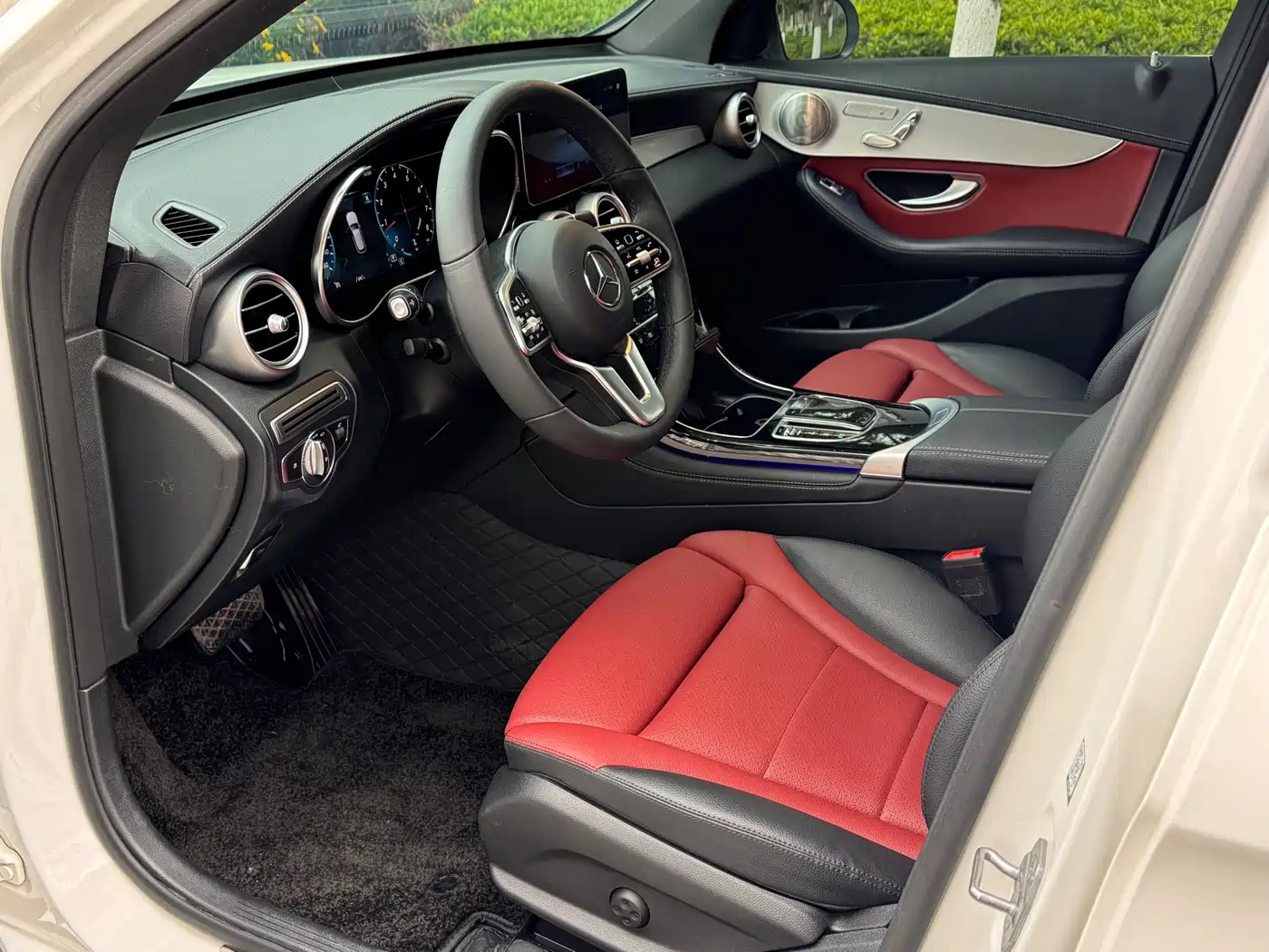 Mercedes-Benz GLC 2020 Facelift GLC 300 L 4MATIC Dynamic фото 10