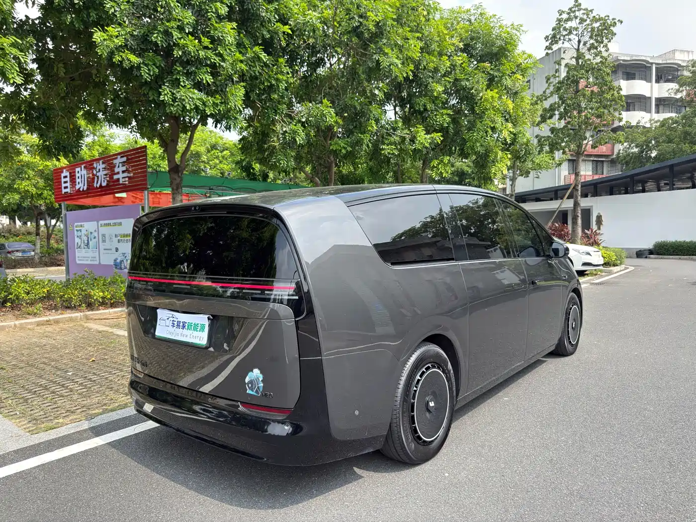 Li Auto MEGA 2024 2024 Ultra