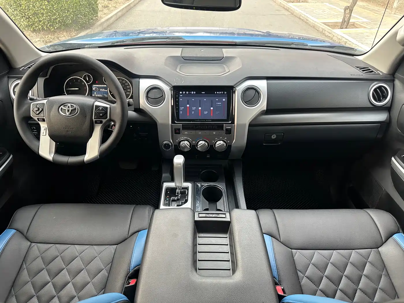 Toyota Tundra 2014 5.7L TRD Pro фото 11