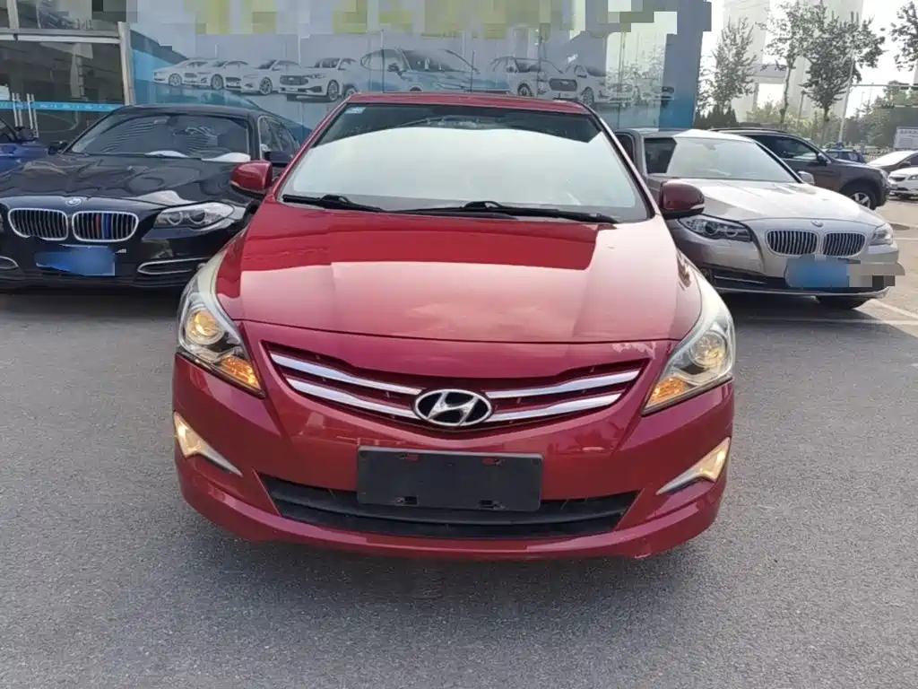 Hyundai Reina 2015 2014 Model 1.6L Automatic TOP