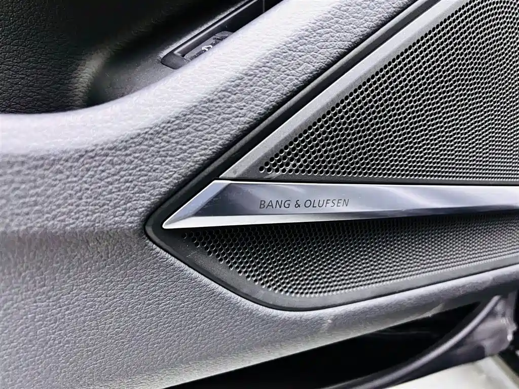 Audi A8 2019 Facelift Plus A8L 55 TFSI quattro Luxury фото 12