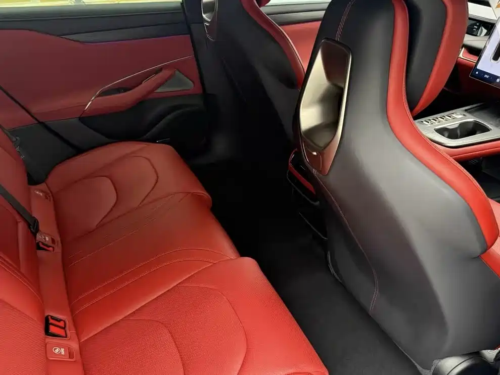 Xiaomi Auto Xiaomi SU7 2024 RWD Ultra Long Range Advanced Smart Driving Pro Edition фото 4