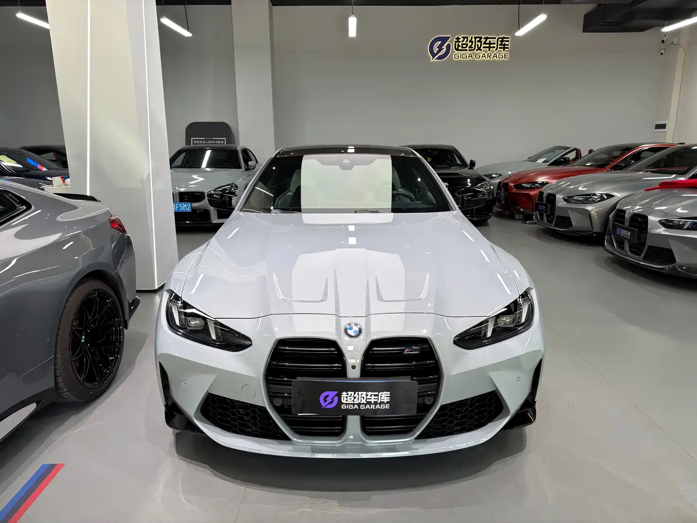 BMW M4 2025 2024 BMW M4 Coupe M xDrive Competition