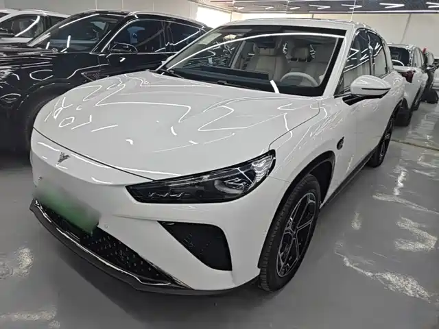 Nezha Auto Nezha L 2026