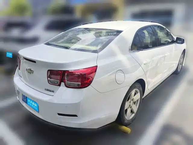 Chevrolet Malibu 2014 2.0L Automatic Comfort — фото 2