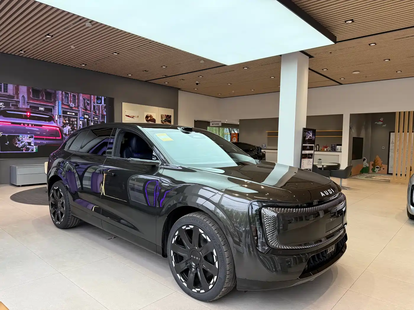 Audi E7X