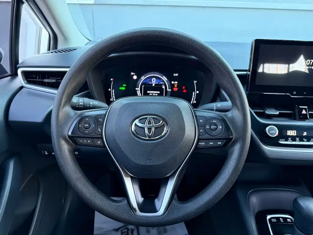 Toyota Levin 2024 2023 Smart Hybrid 1.8L Leading Edition