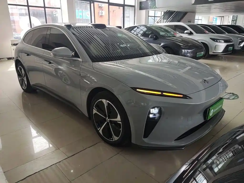 Фото 4 - NIO ET5T