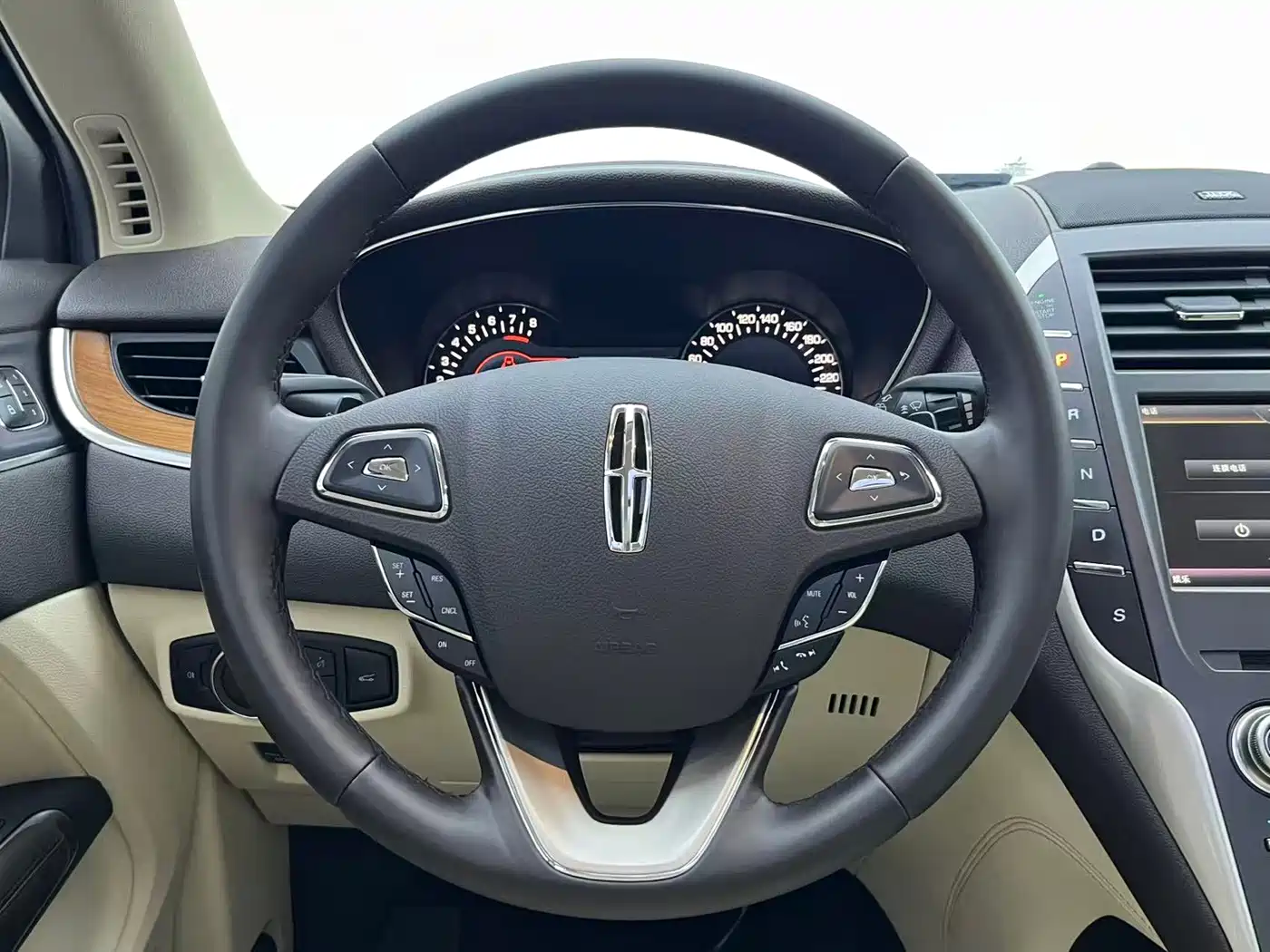 Lincoln MKC 2018 2014 2.0T AWD Elegance
