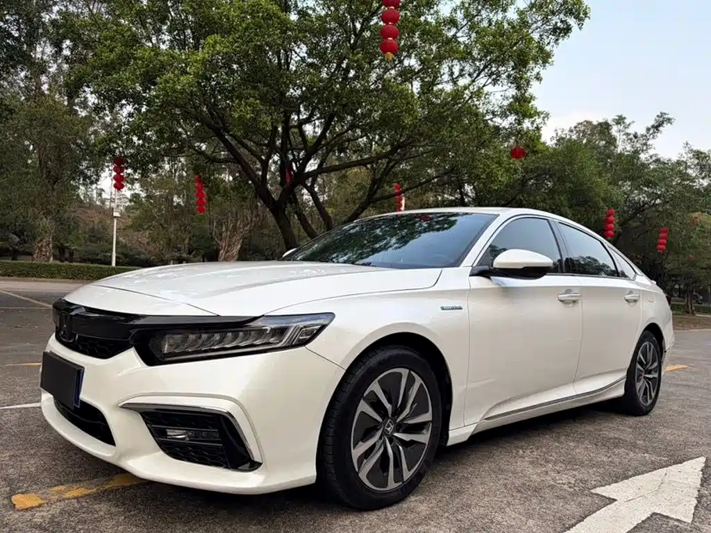 Honda Inspire 2019 2019 Sharp Hybrid 2.0L Pure Elegance China VI