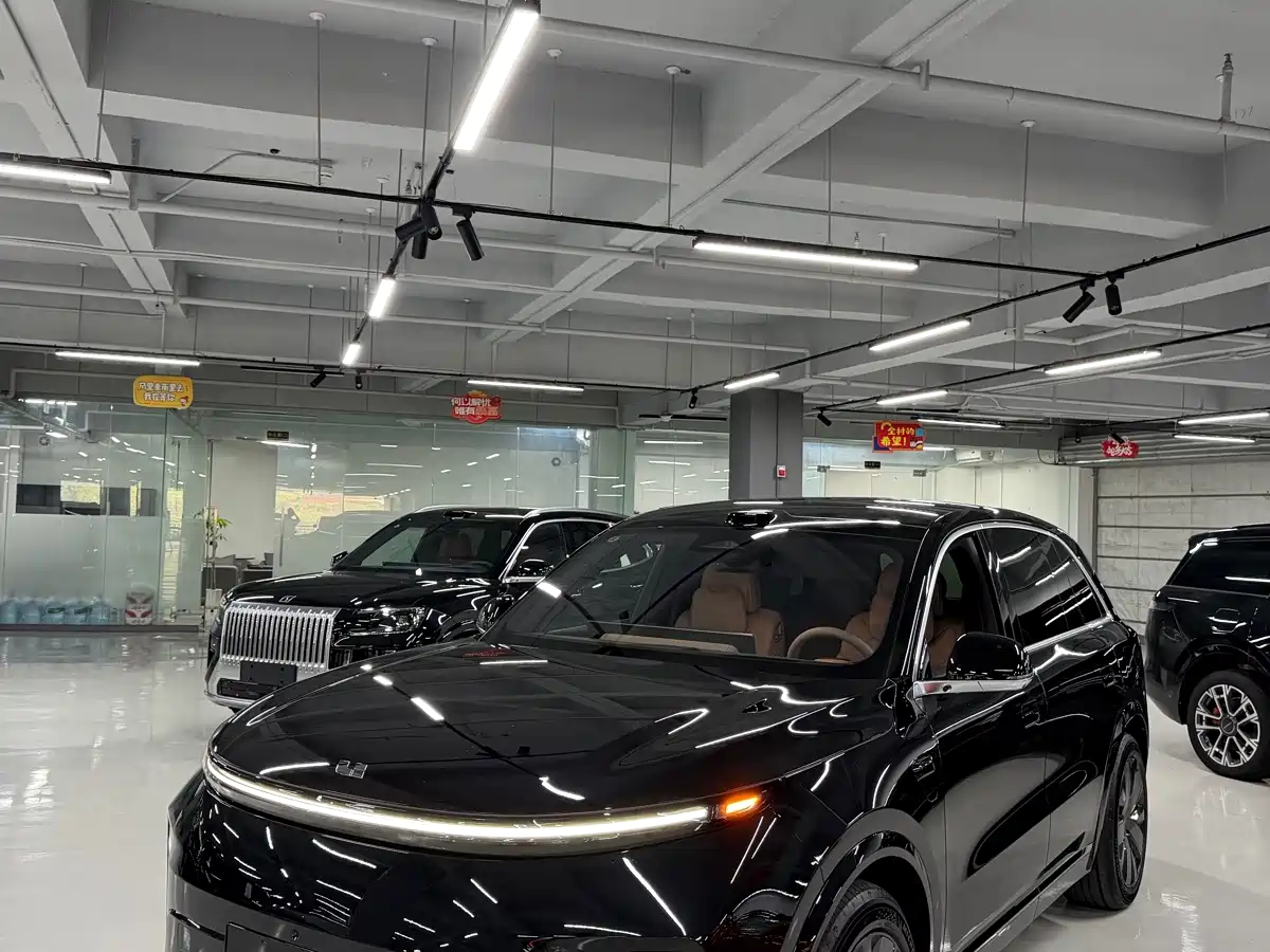 2026 Li Auto L8