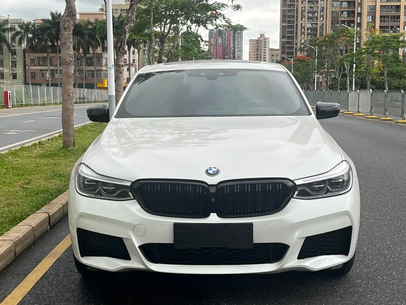 BMW 6 Series GT 2018 640i xDrive M Sport Package фото 3