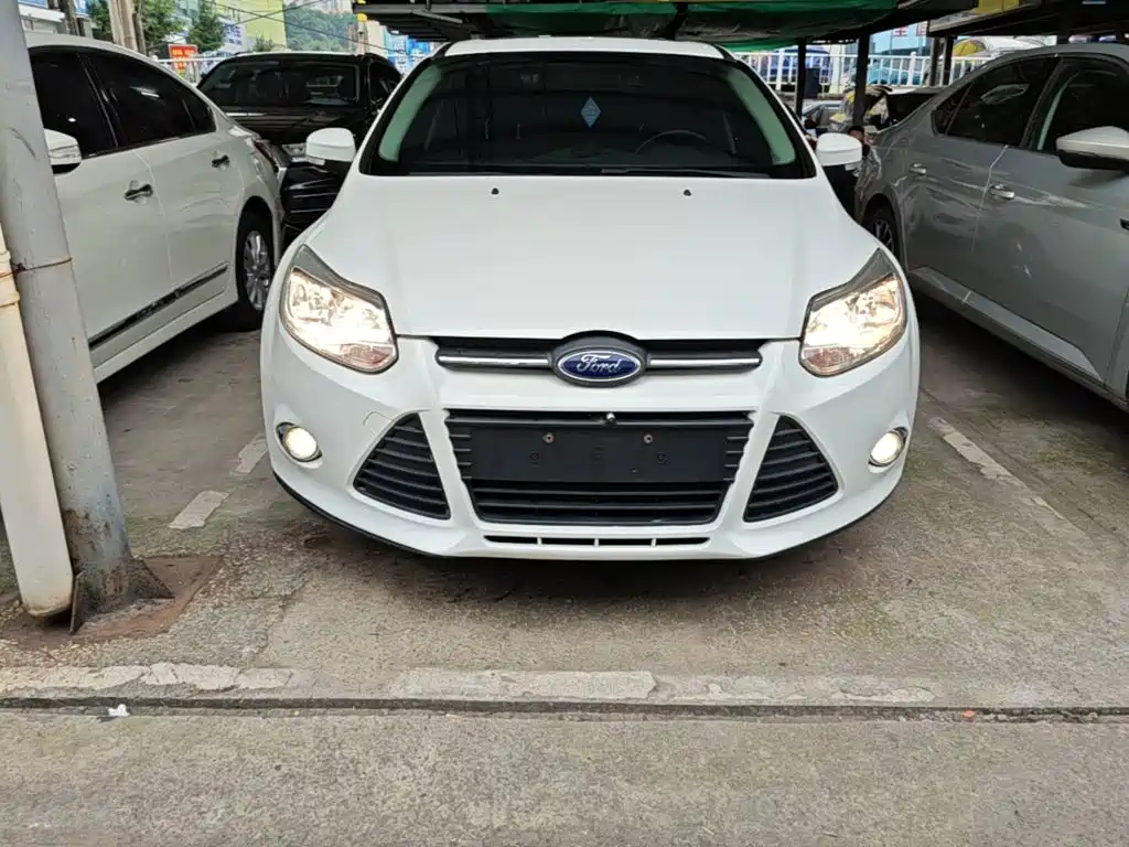 Ford Focus 2015 2012 Sedan 1.6L Automatic Trend