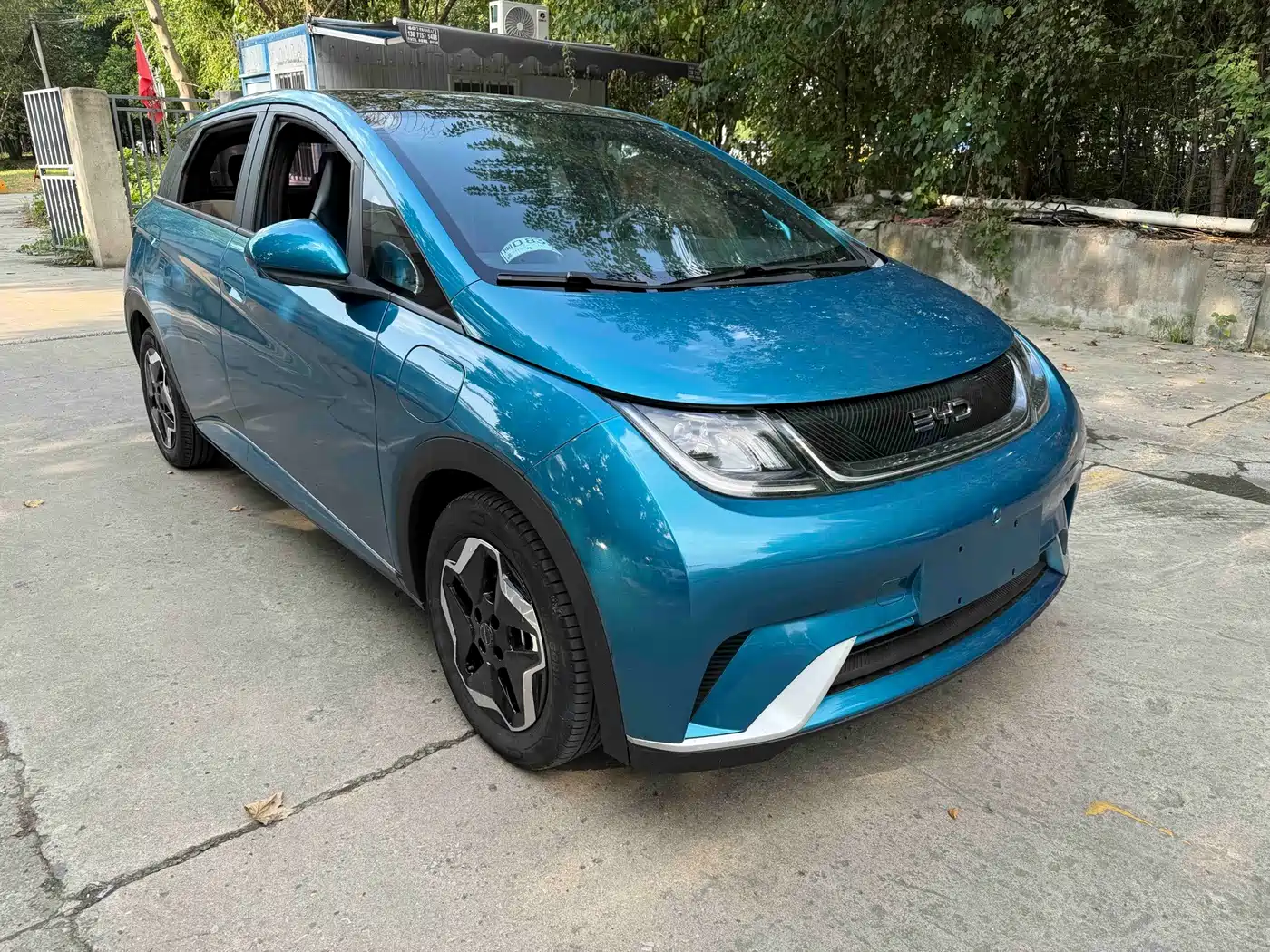BYD Dolphin 2022 2021 Model 405km Fashion Edition