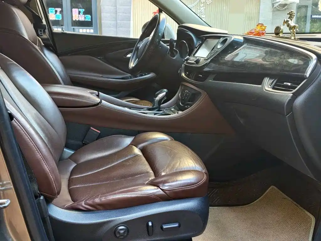Фото 8 - Buick Envision Plus